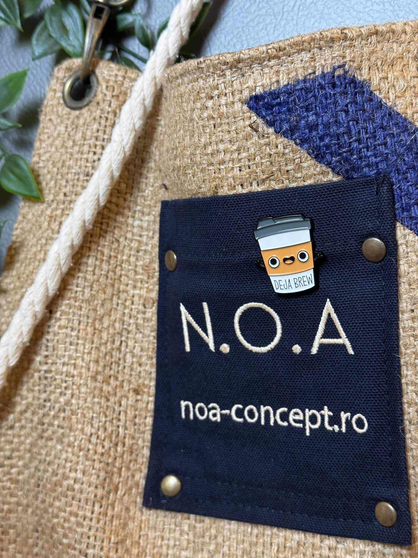 Pin "Deja Brew"