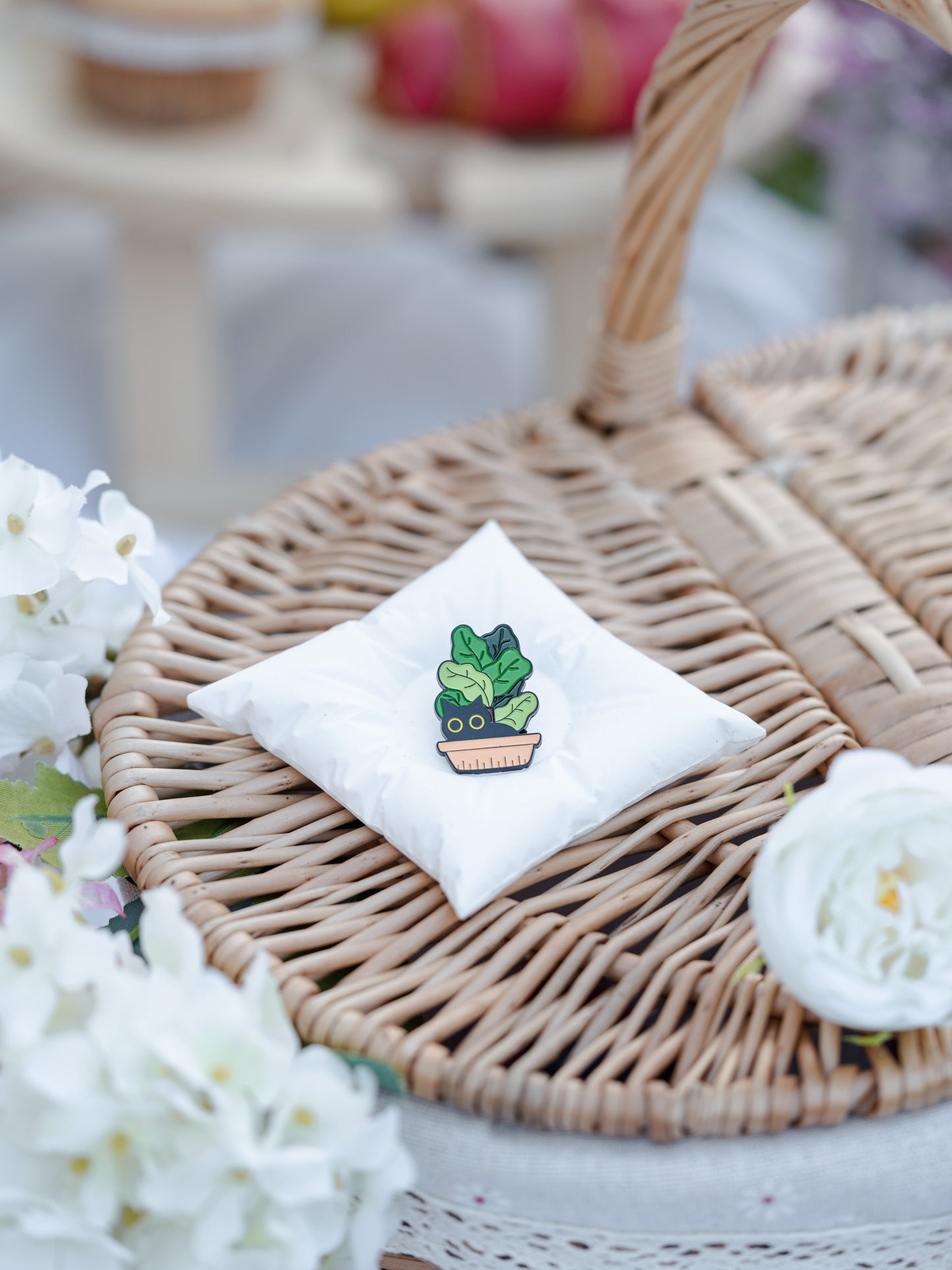 Pin "Leaf Me Alone"