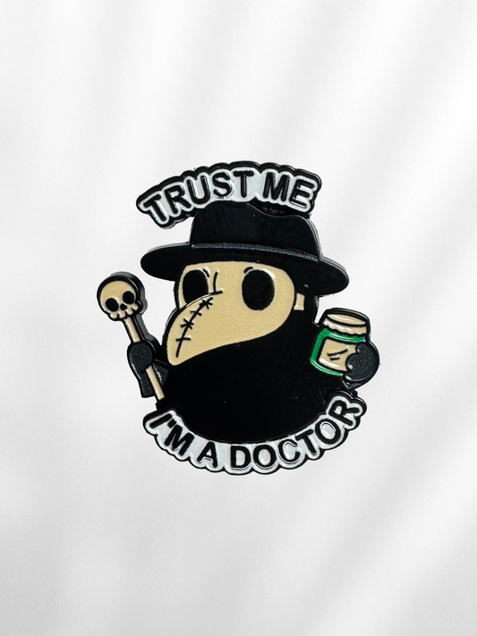 Pin "Dark Medicine Club"