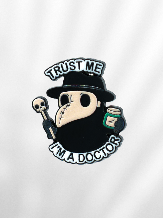 Pin "Dark Medicine Club"