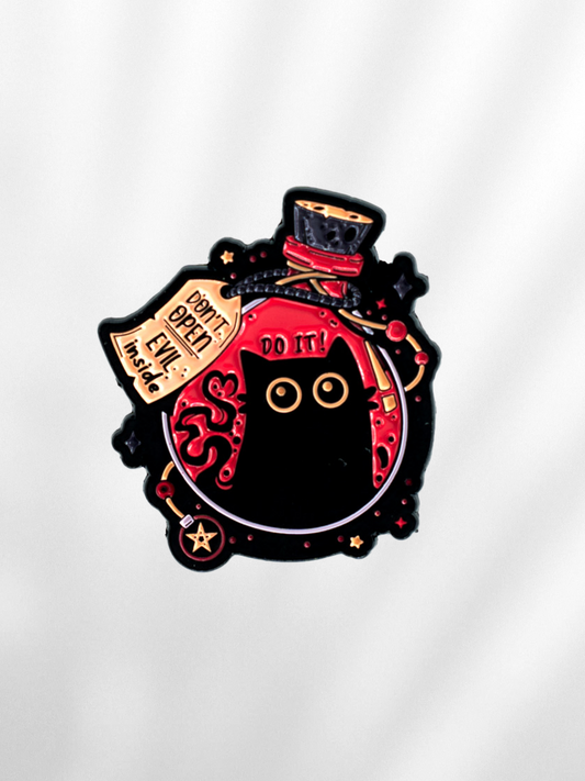 Pin "Evil-ish Cat"