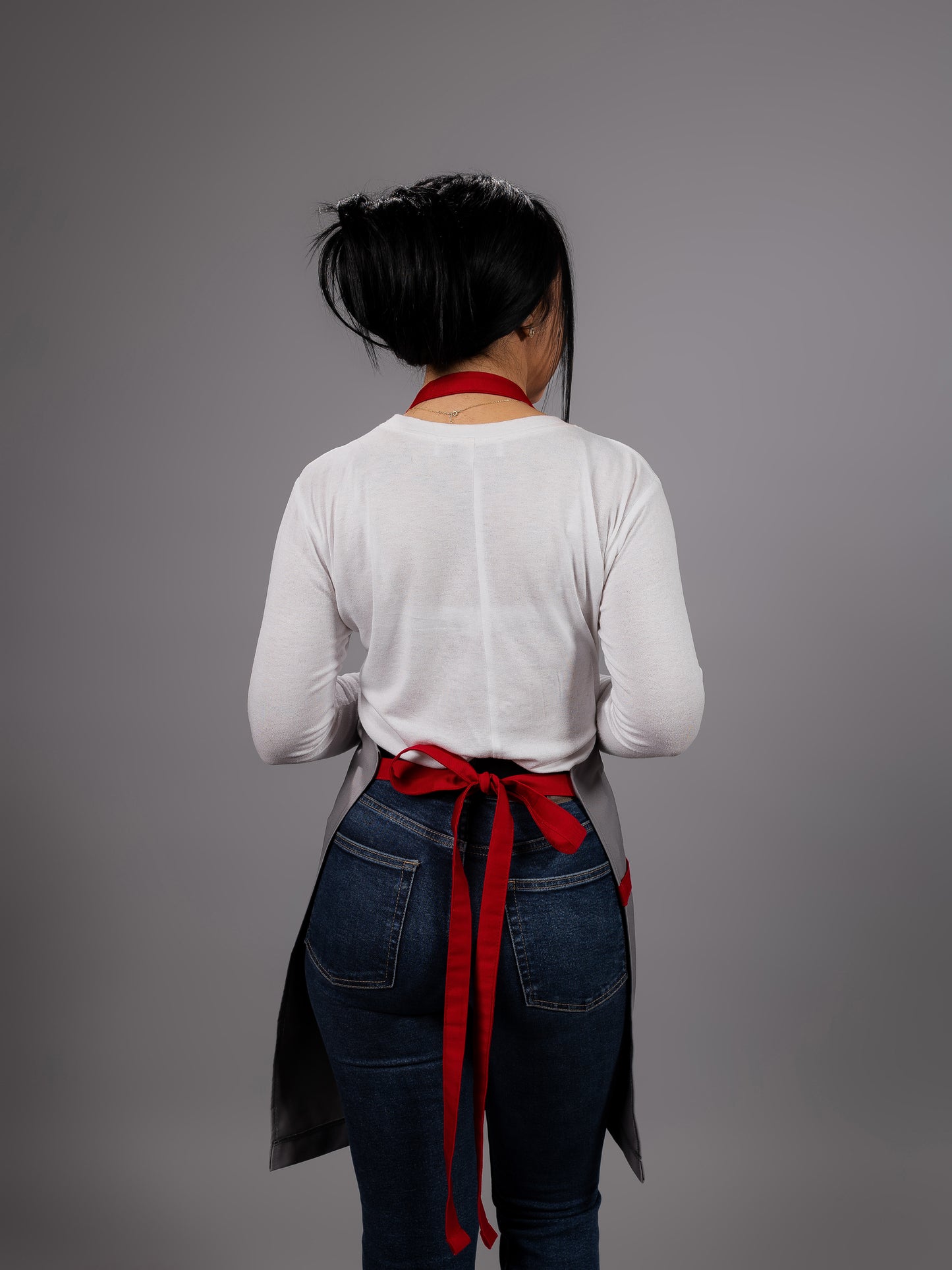 Șorț gri chef bucătar NOA – ediție profesională cu bretele rosii