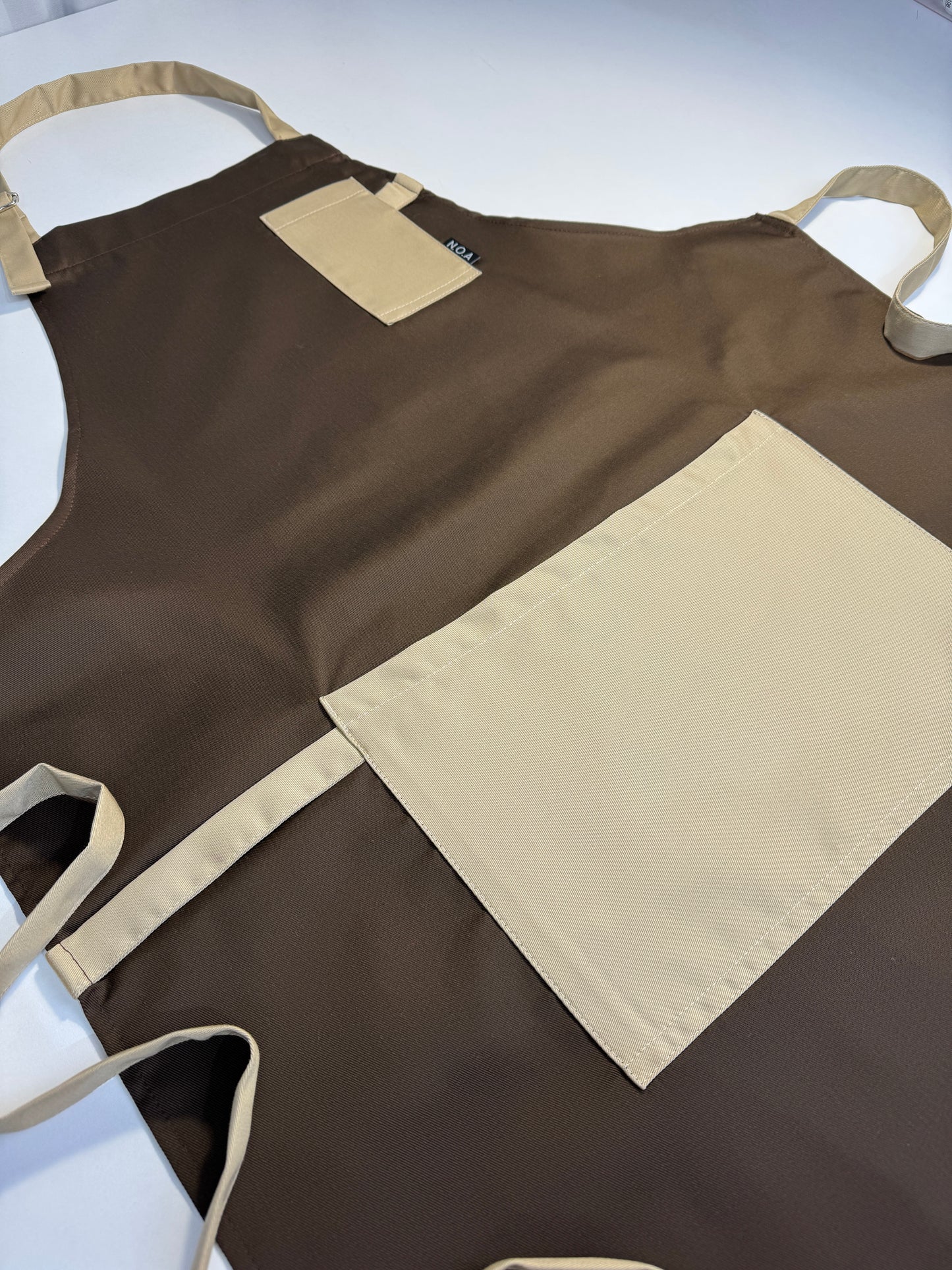 Șorț maro chef NOA – ediție profesională cu bretele bej